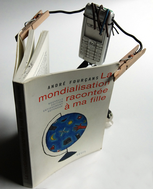 Mobilou lit "La mondialisation expliquée à ma fille"